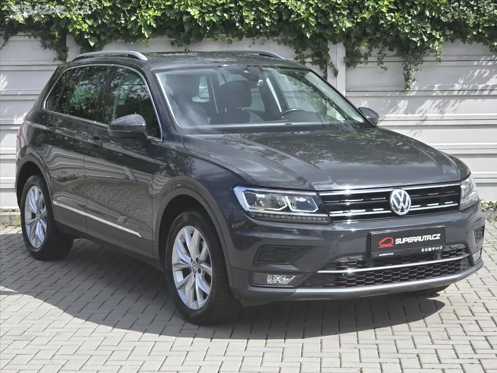 Volkswagen Tiguan, 2,0 TDi 4Mot DSG Highline ČR 1